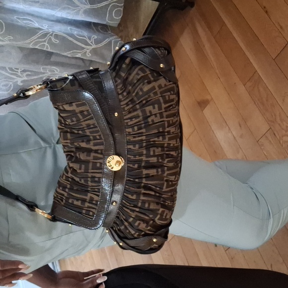 Fendi Bag - Picture 9 of 11